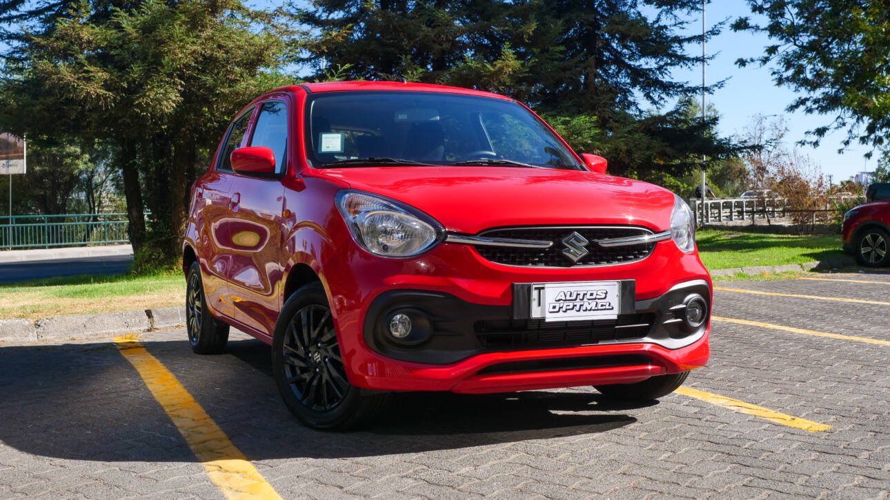Suzuki Celerio 2024 – Compacto, Eficiente y Con Mínimo Uso